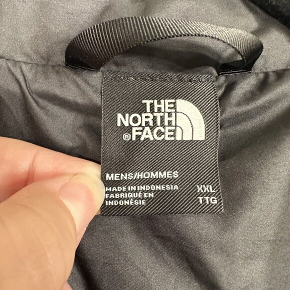 The North Face Black Insulated Lightweight Puffer Jacket - Picture 6 of 14